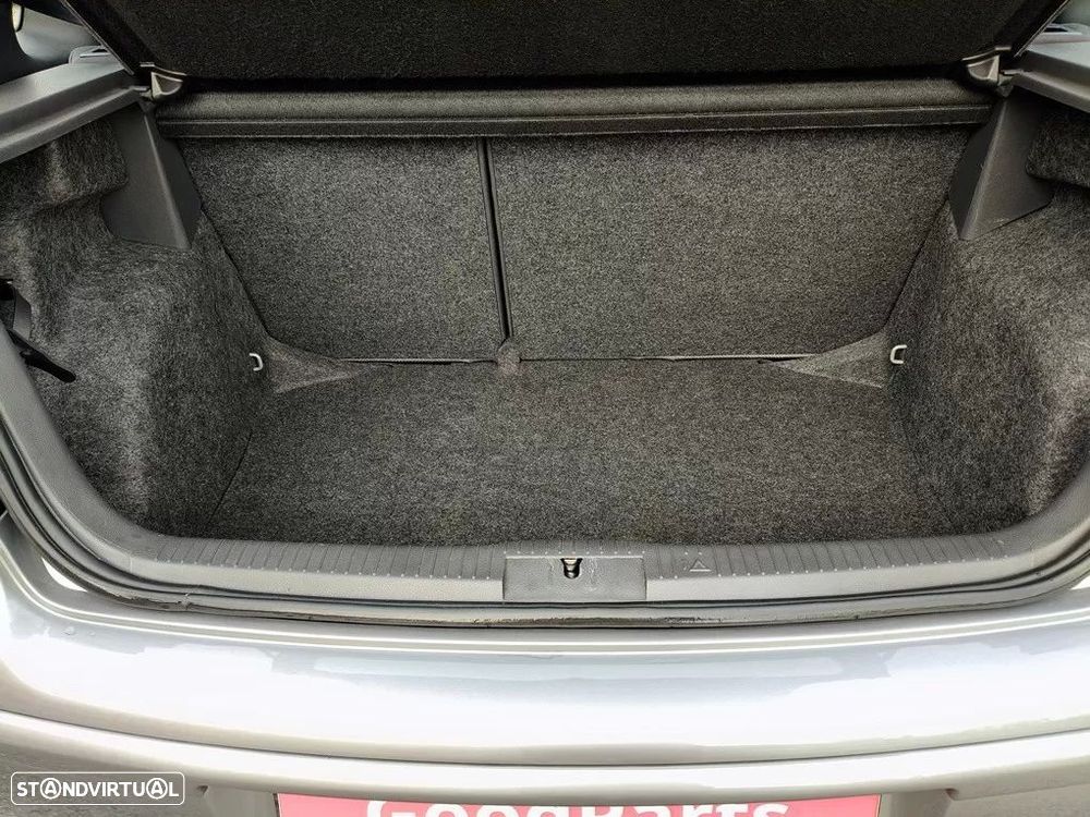 Volkswagen Polo 1.4 TDi Trendline — fotografia 5