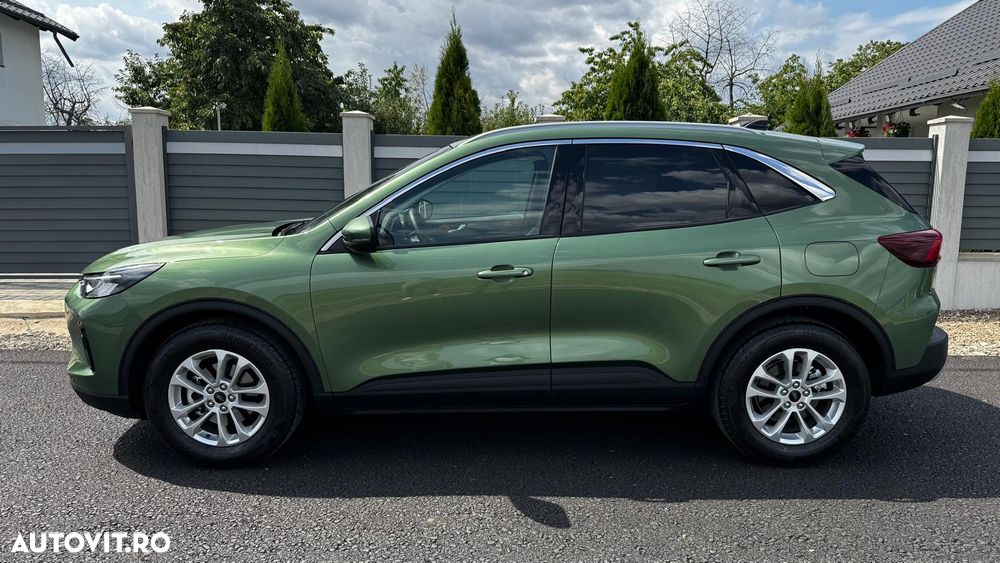 Ford Kuga 1.5 EcoBoost A8 FWD Titanium - 3