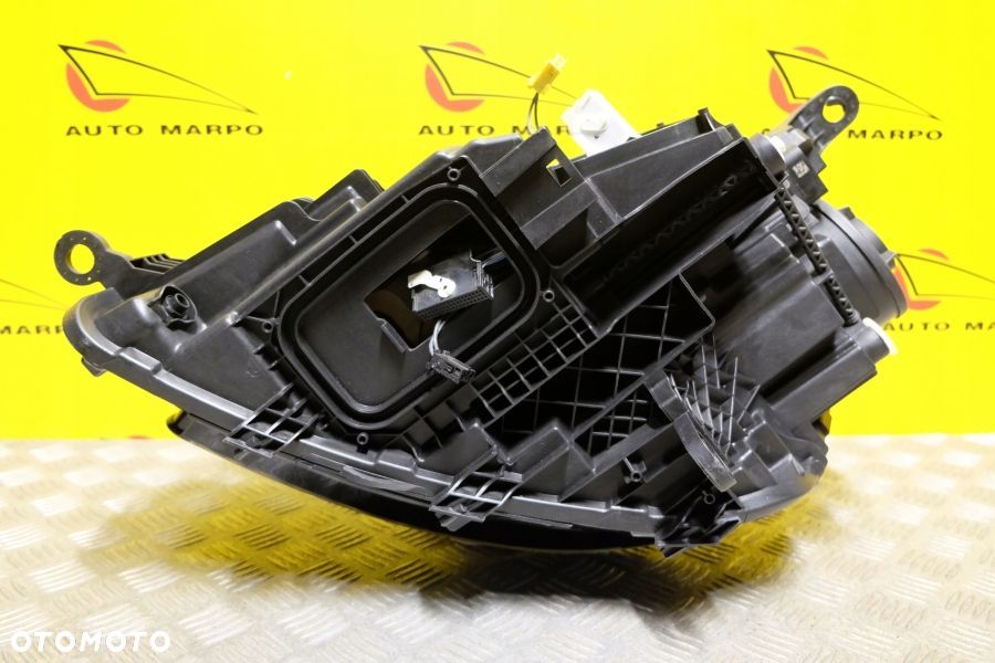MERCEDES GLS X167 2019 - REFLEKTOR LAMPA MULTIBEAM LED PRAWA USA - 10