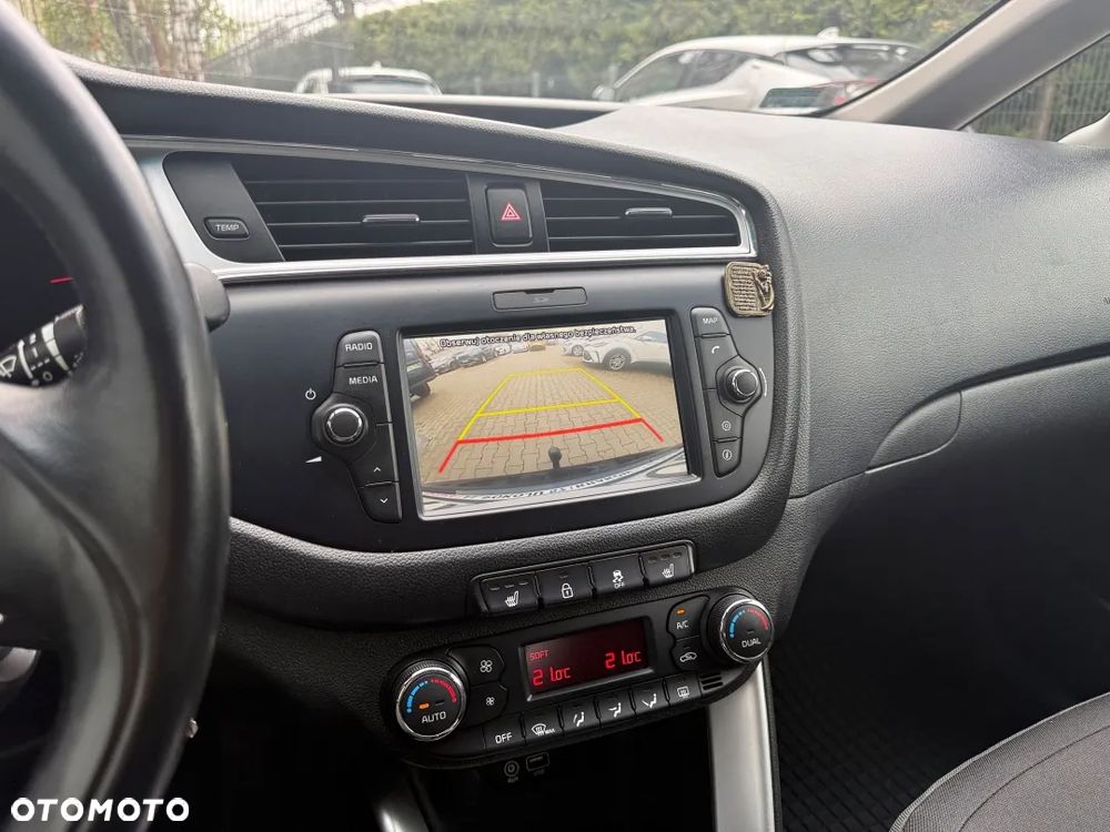 Kia Ceed 1.6 GDI L Business Line - 11