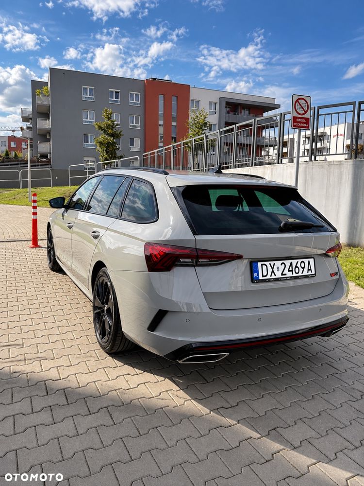 Skoda Octavia 2.0 TDI RS DSG - 5