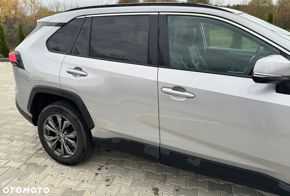 Toyota RAV4 - 5
