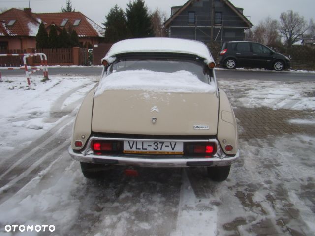 Citroën DS - 7