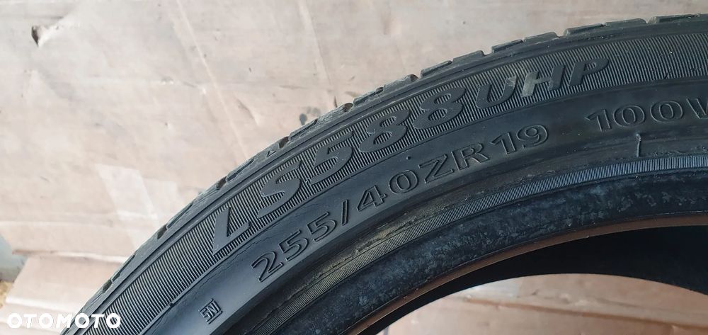 1X Opona Landsail LS588 UHP 225/40 ZR19 6mm 0518 - 8