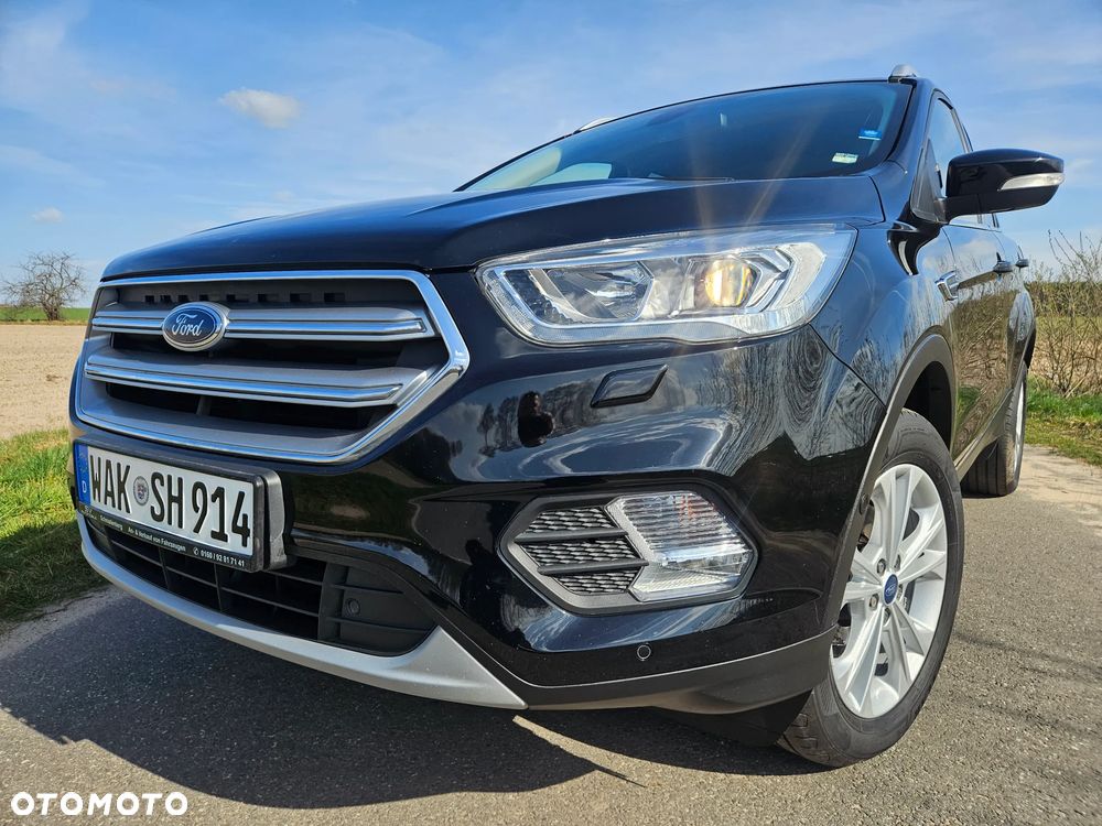 Ford Kuga 1.5 EcoBoost 2x4 Titanium - 6