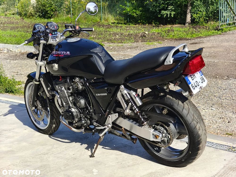 Honda CB - 12