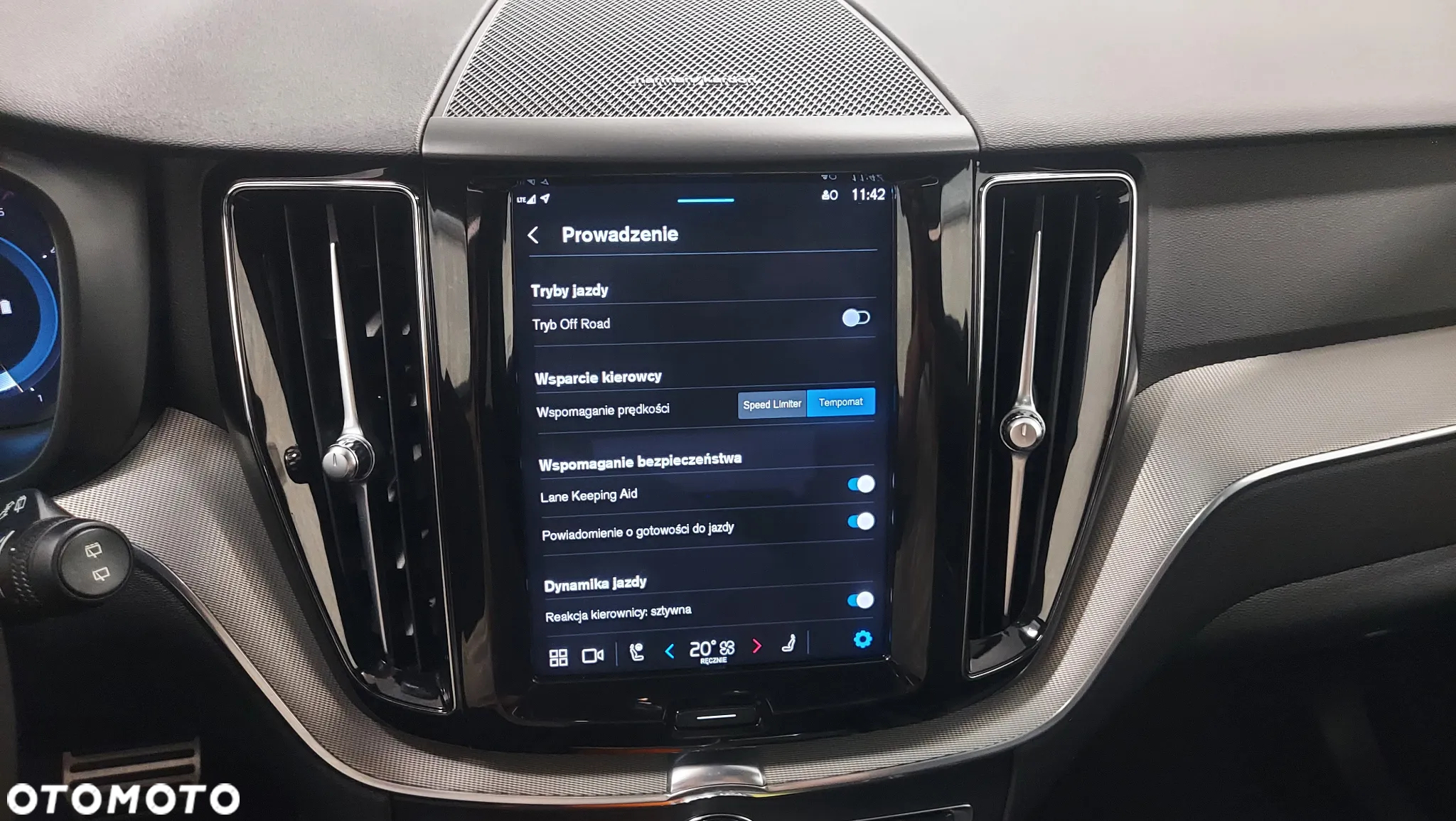 Volvo XC 60 B4 D AWD Geartronic RDesign - 28