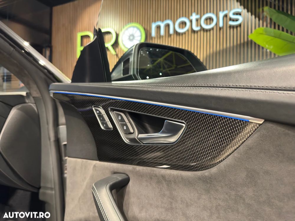 Audi SQ8 4.0 TFSI quattro Tiptronic - 33