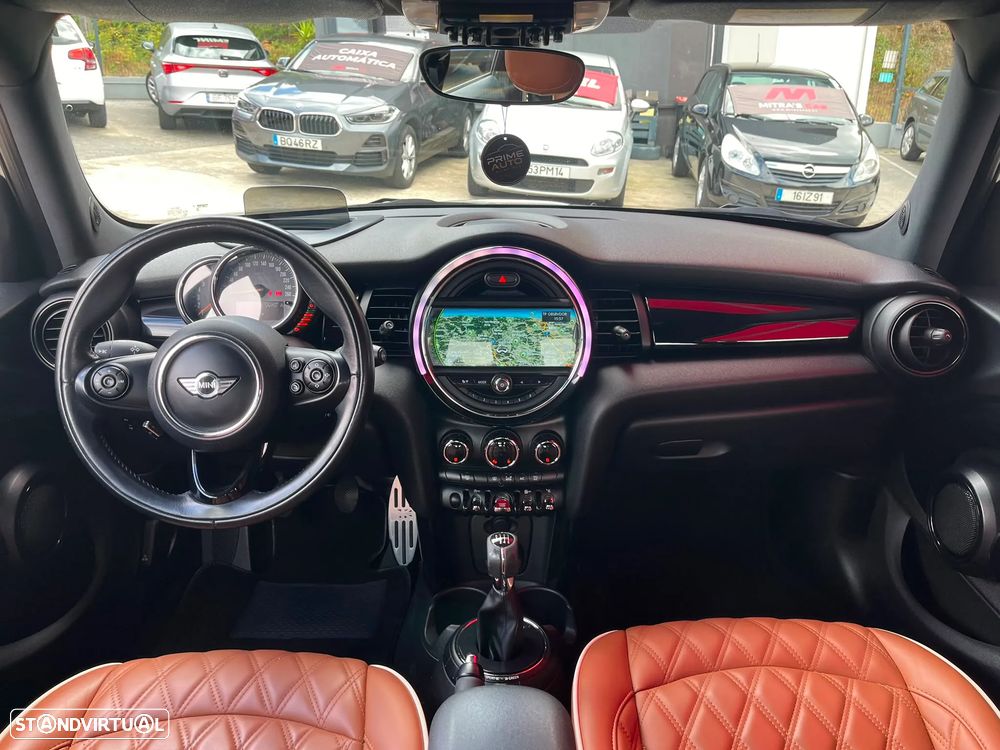 MINI 5 Portas One D - 16
