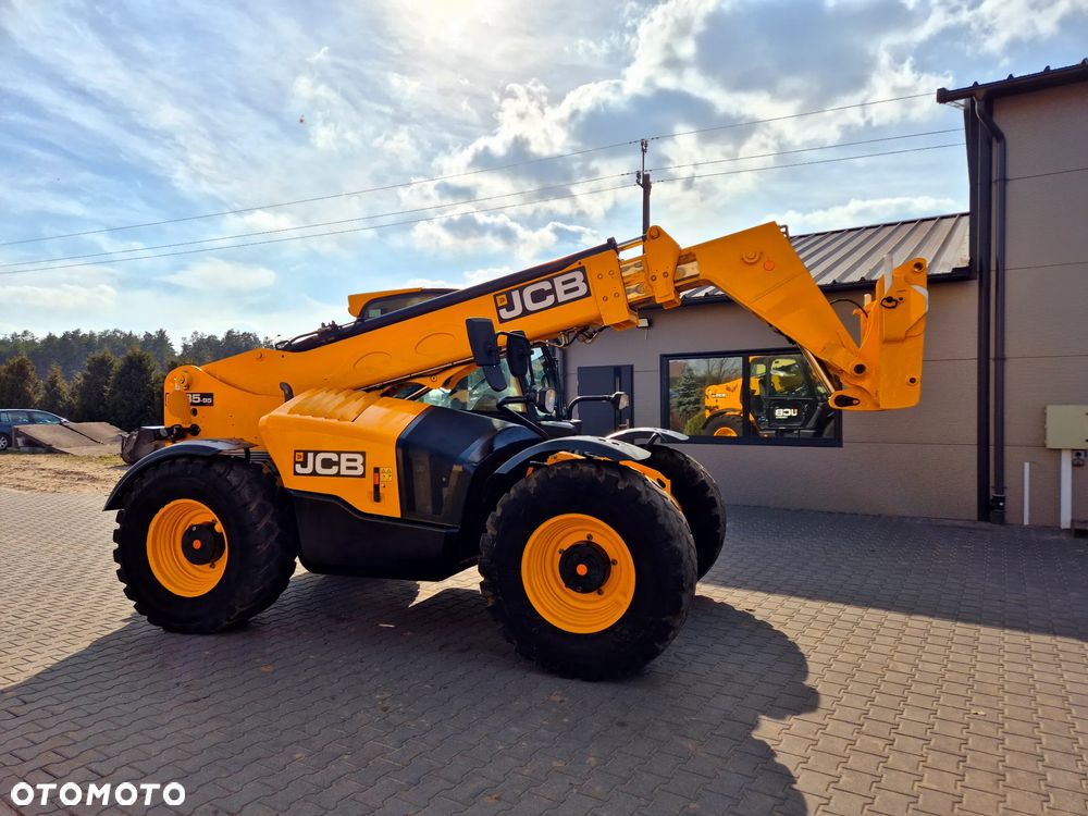 JCB 535 95 Agri Super 541 70 535 125 Agri Super 536 70 530 70 MANITOU CLAAS - 1