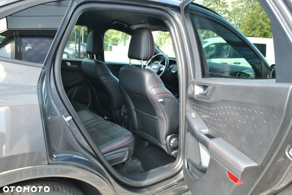 Ford Kuga - 34