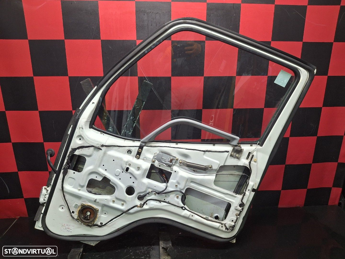 Porta Frente Direita Mitsubishi Canter Camião De Plataforma/Chassis (F - 6