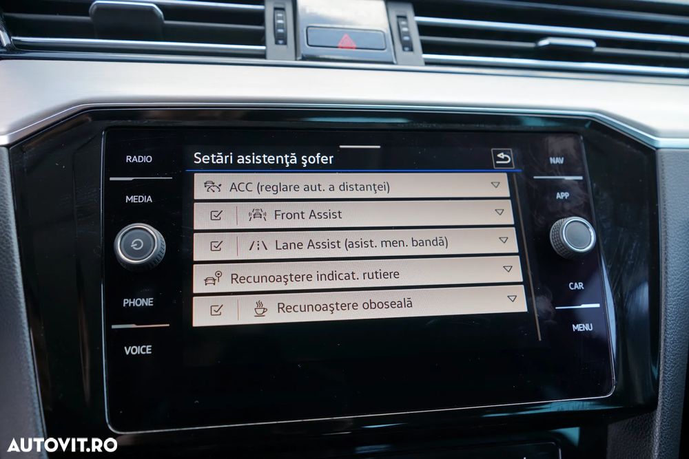 Volkswagen Passat 2.0 TDI DSG Highline - 17