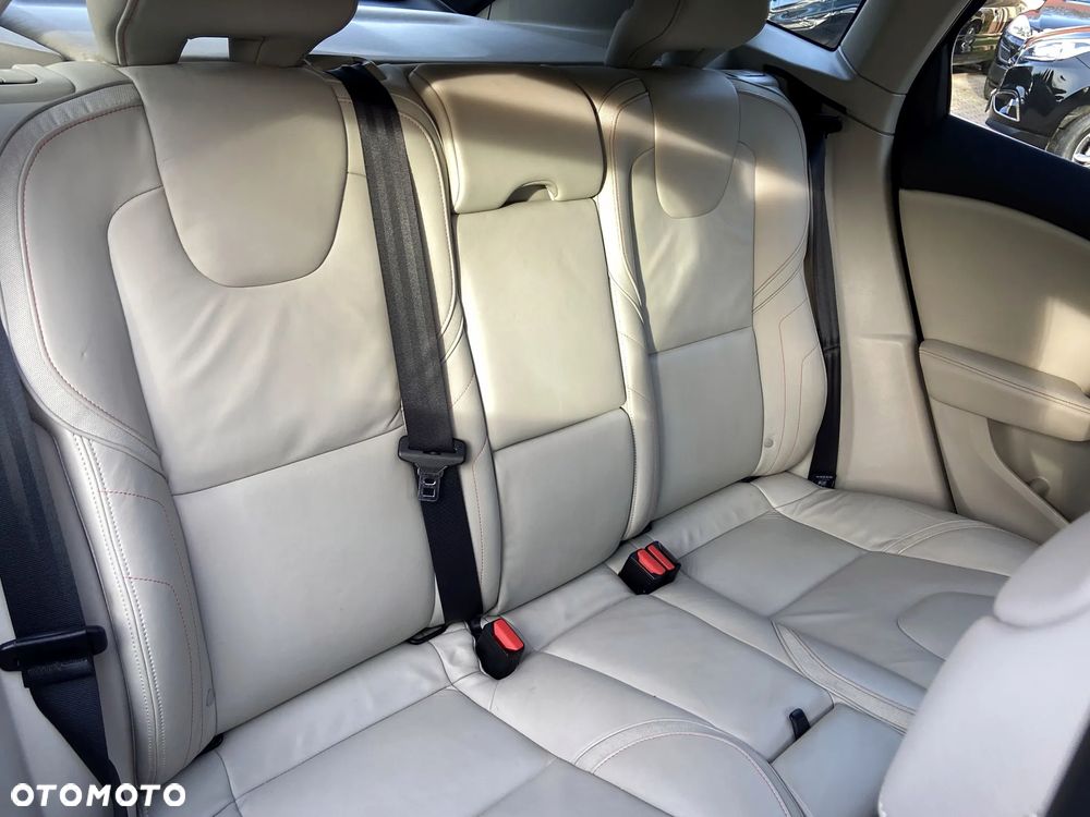 Volvo V40 D2 Ocean Race - 26