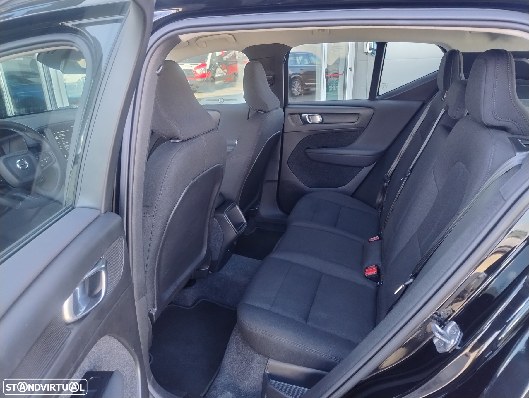Volvo XC 40 1.5 T2 Momentum - 14