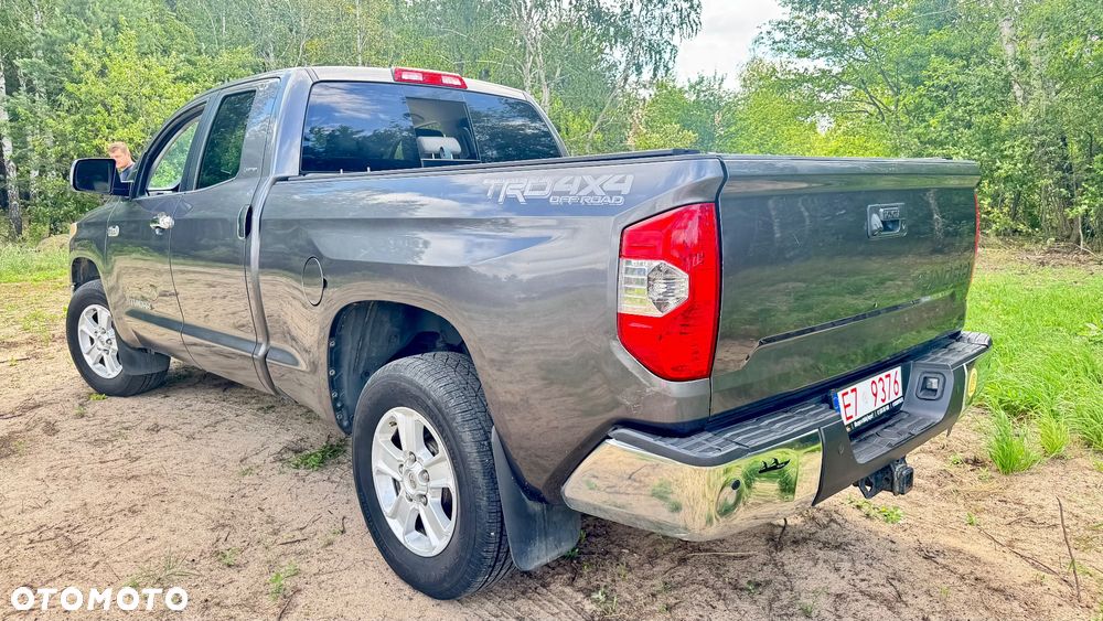 Toyota Tundra 5.7 4x4 Double Cab Limited - 11