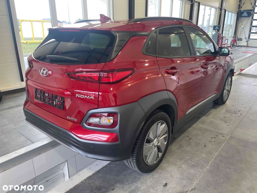 Hyundai Kona 39kWh Executive - 5