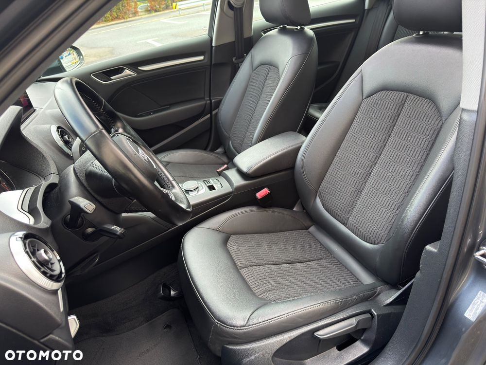 Audi A3 Sportback - 12
