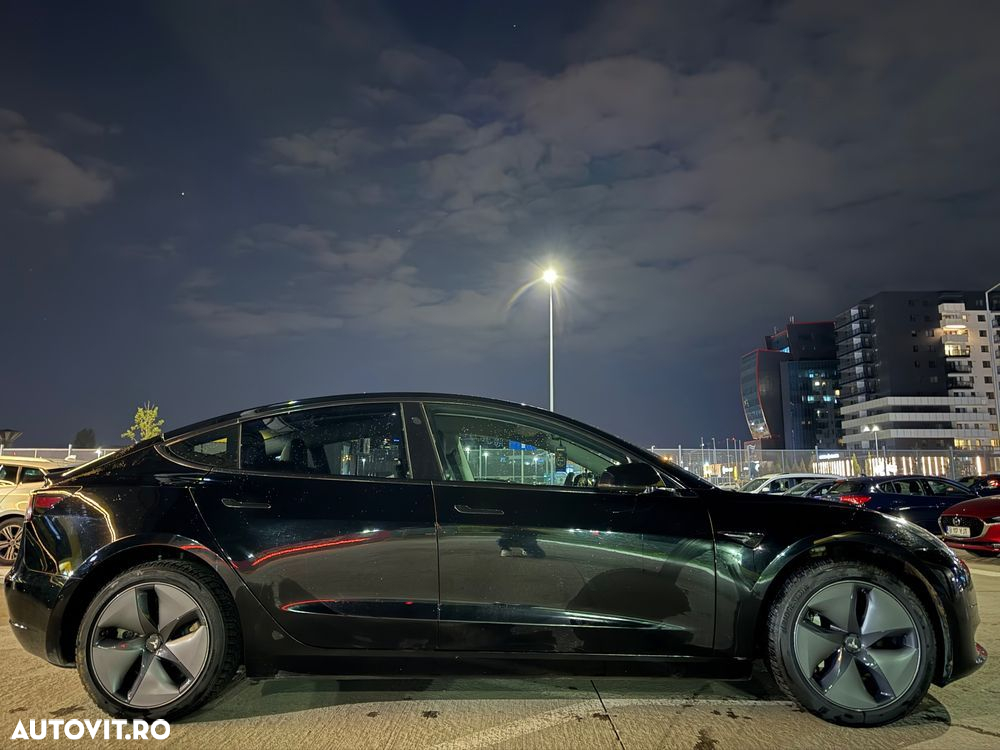 Tesla Model 3 - 13