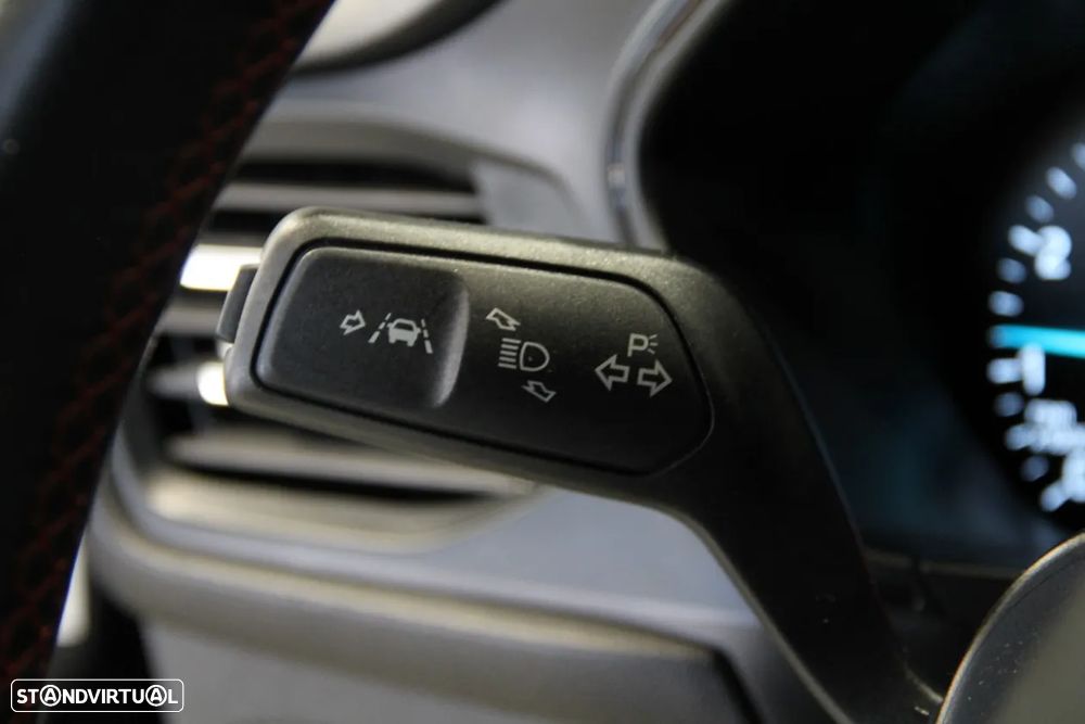 Ford Focus 1.0 EcoBoost ST-Line - 12