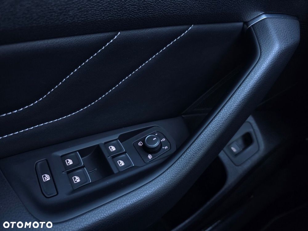 Volkswagen Arteon 2.0 TDI 4Motion R-Line DSG - 9