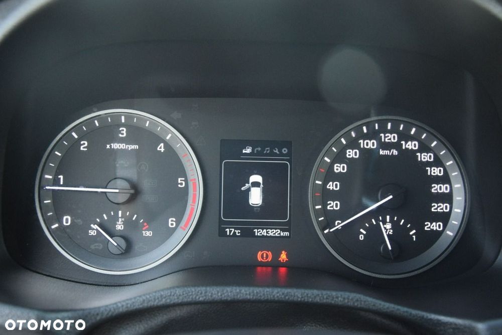 Hyundai Tucson 1.7 CRDI BlueDrive Style 2WD - 26