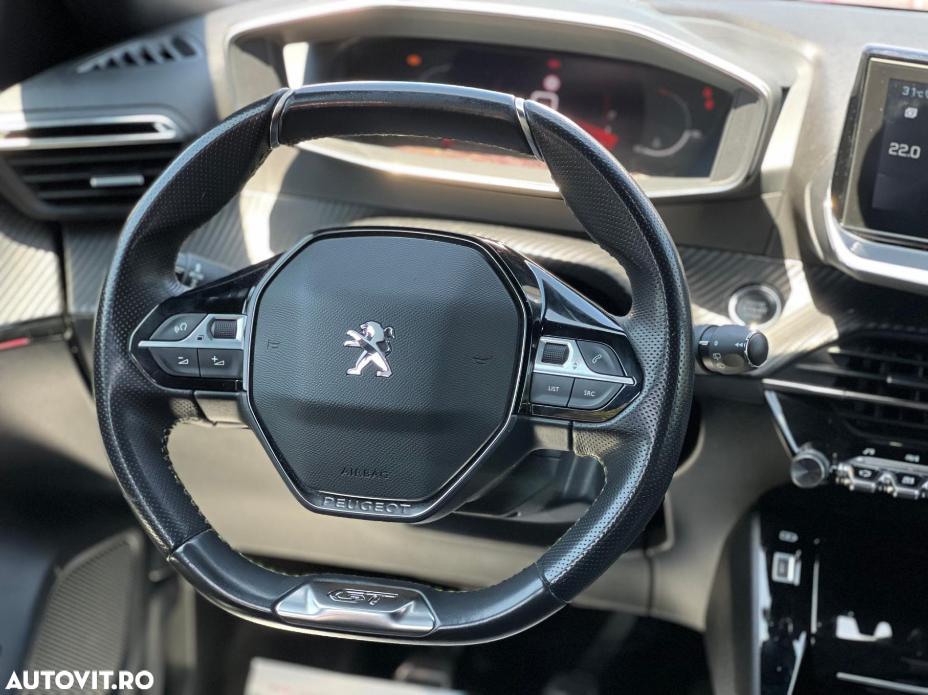 Peugeot 2008 1.2 PureTech Turbo S&S GT-Line - 13
