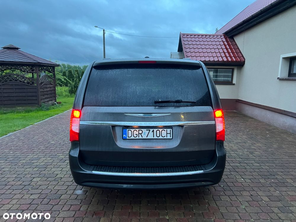 Chrysler Town & Country 3.6 Touring - 4
