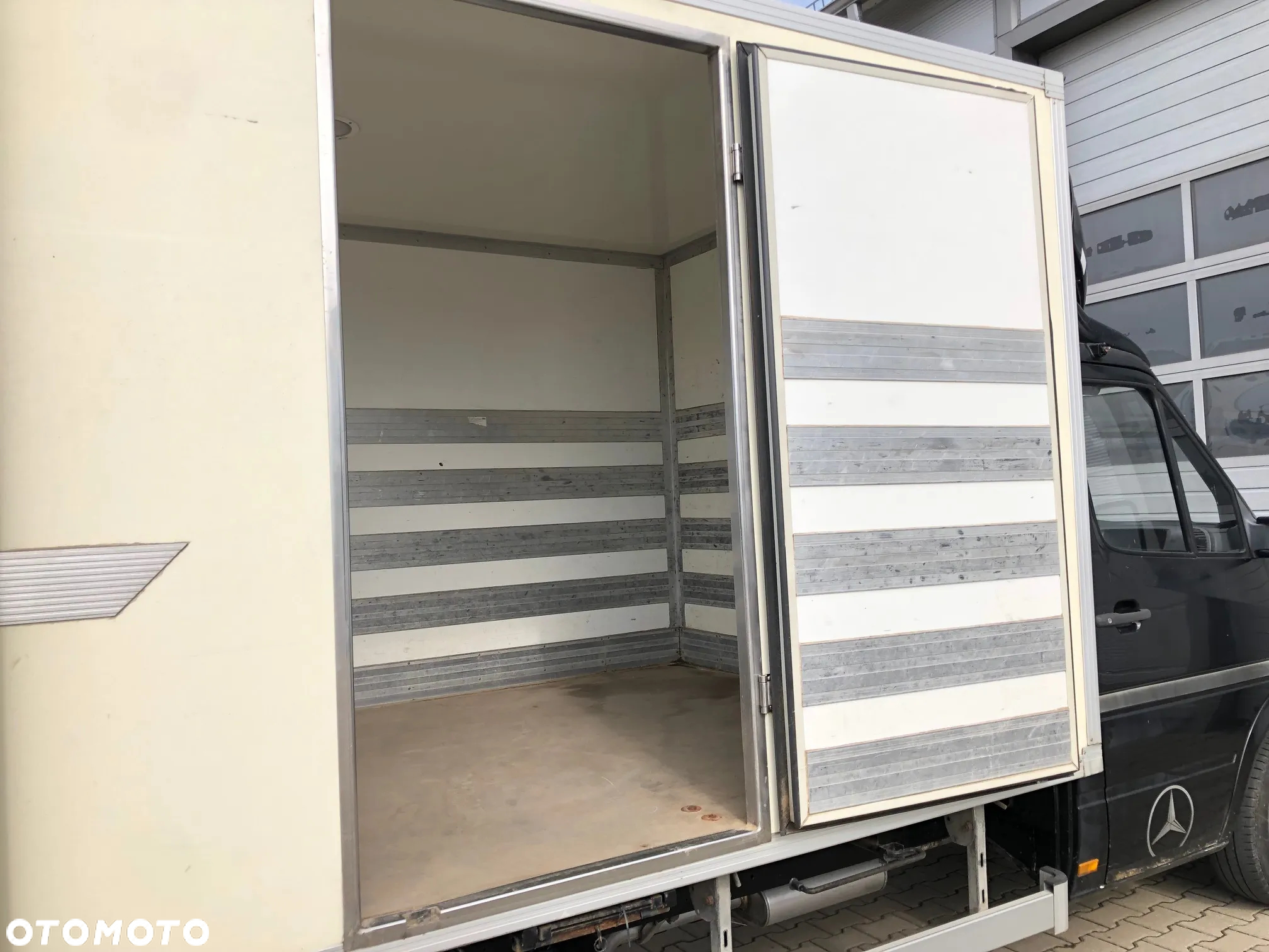 Mercedes-Benz SPRINTER - 20