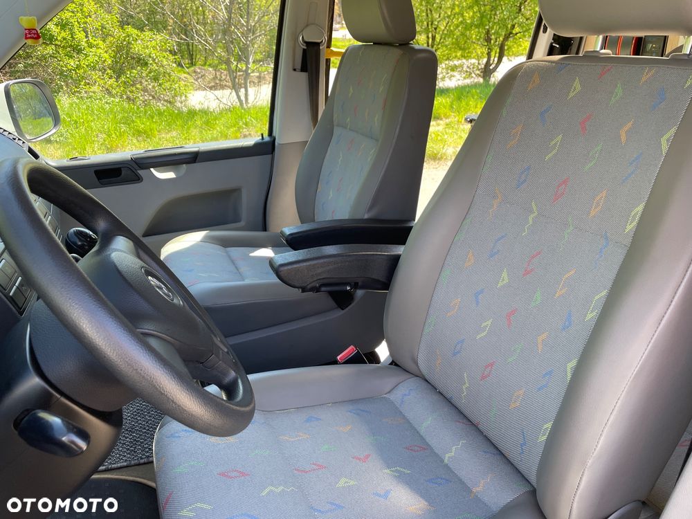 Volkswagen Transporter - 28