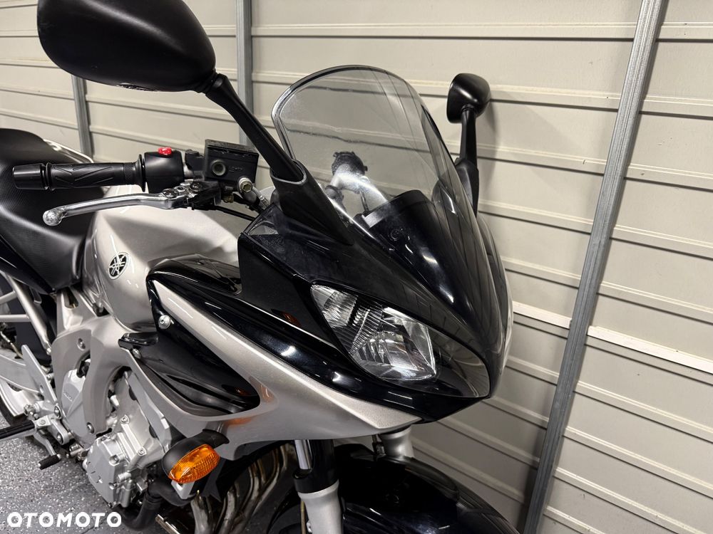 Yamaha FZ6 - 8