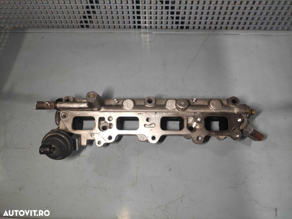 Rampa galerie cu senzori volkswagen vw golf 5 1.4 TSI - 3