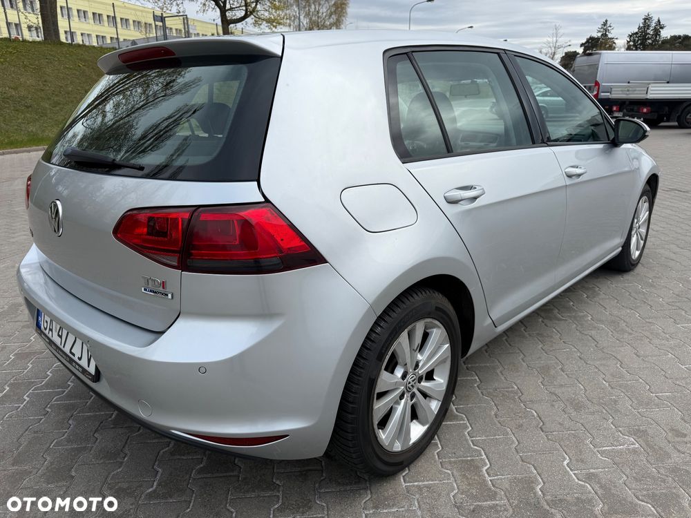 Volkswagen Golf 1.6 TDI BlueMotion Comfortline - 3