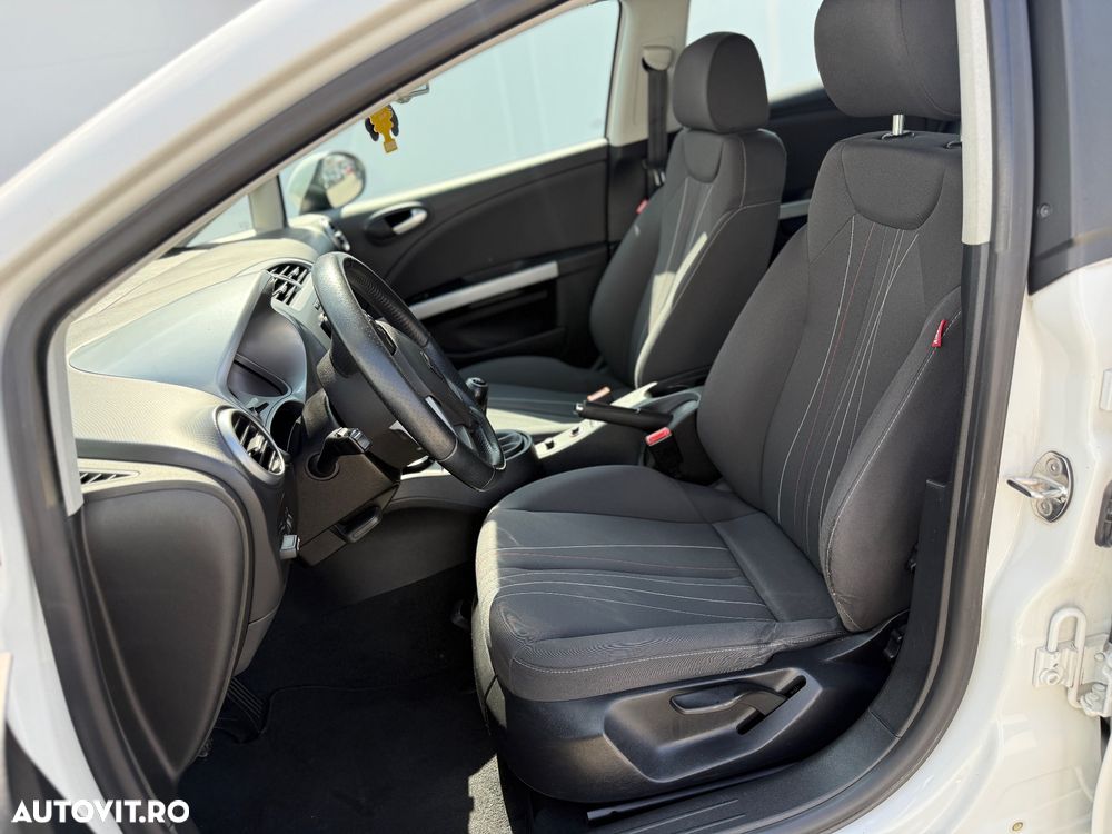 Seat Leon 1.6 TDI DPF Style Copa - 14