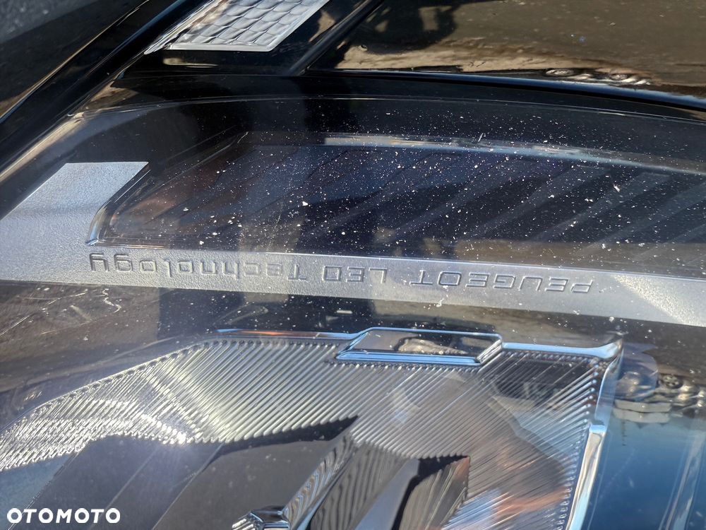 Peugeot 308 1.2 PureTech GPF Active Pack S&S EAT8 - 10