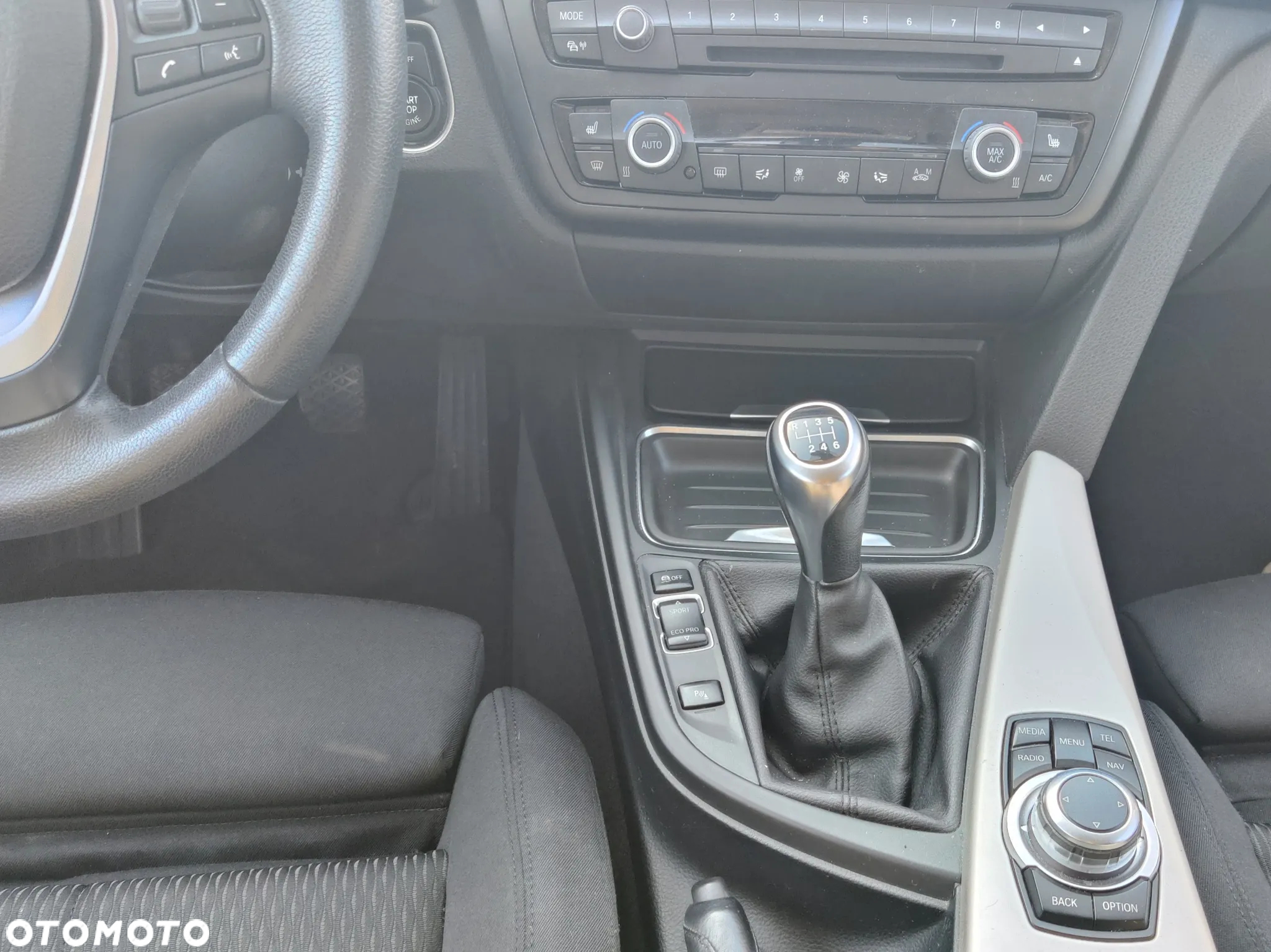 BMW Seria 3 316d Luxury Line EU6 - 27