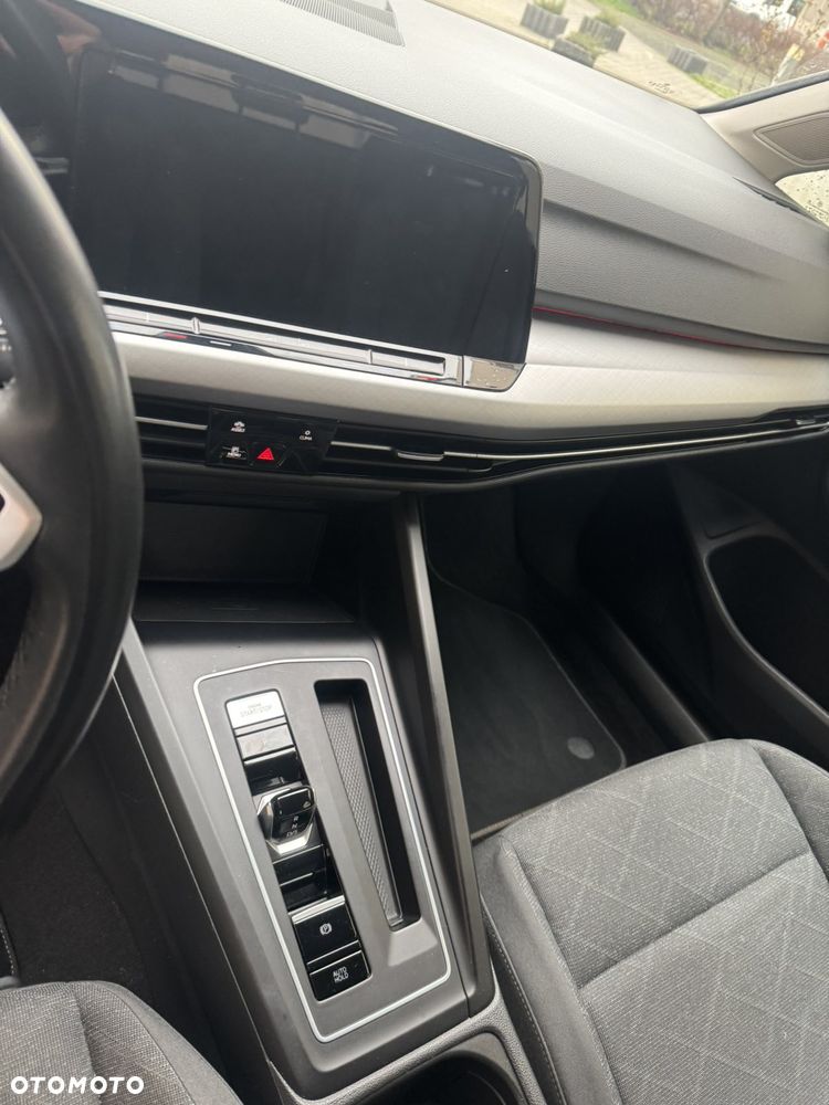 Volkswagen Golf 2.0 TDI SCR DSG Life - 8