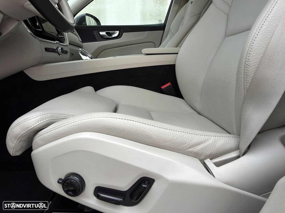 Volvo XC 60 2.0 T6 PHEV Inscription AWD - 53