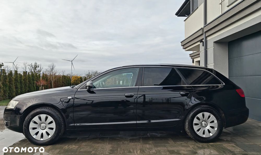 Audi A6 Avant 2.4 - 5