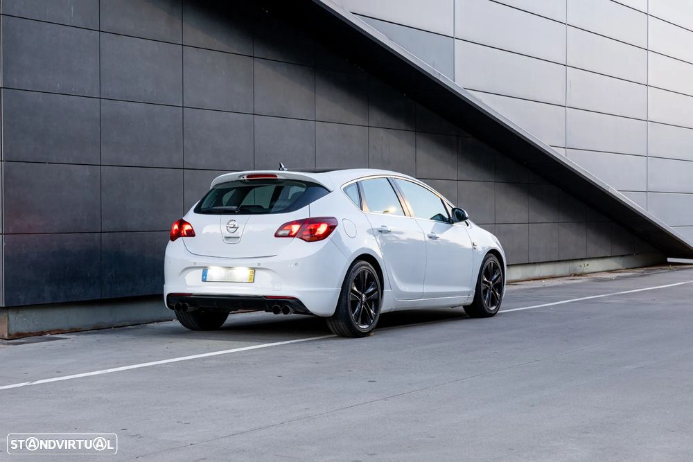 Opel Astra - 2