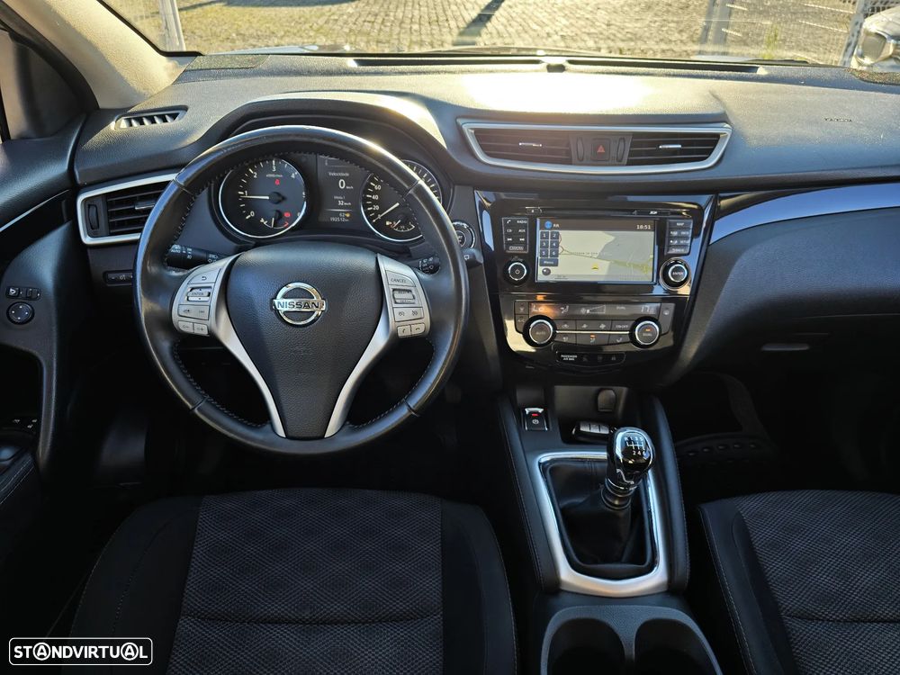 Nissan Qashqai 1.5 dCi DPF acenta - 13