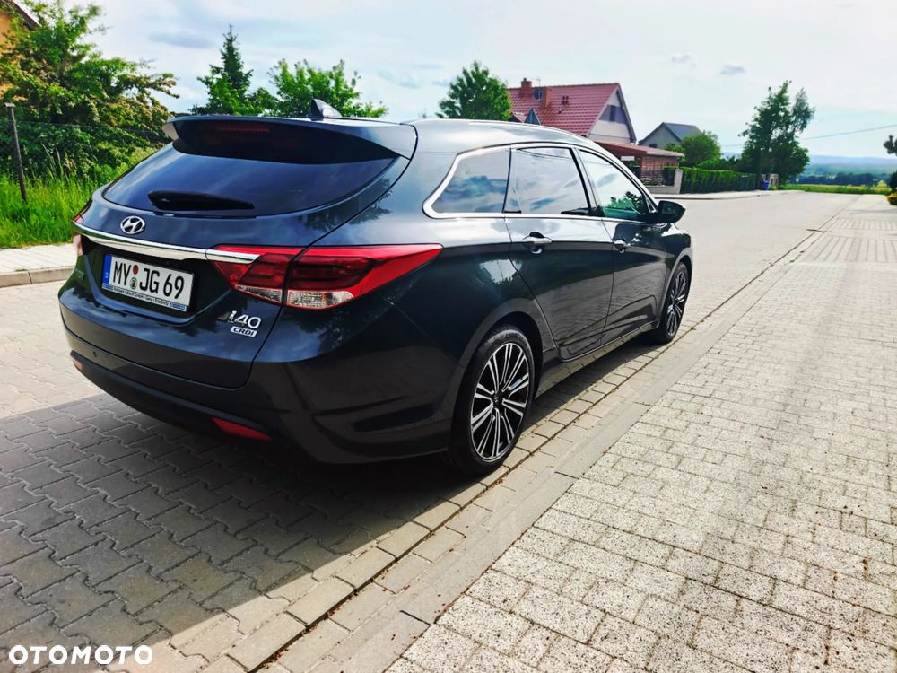 Hyundai i40 Kombi 1.7 CRDi Premium - 5