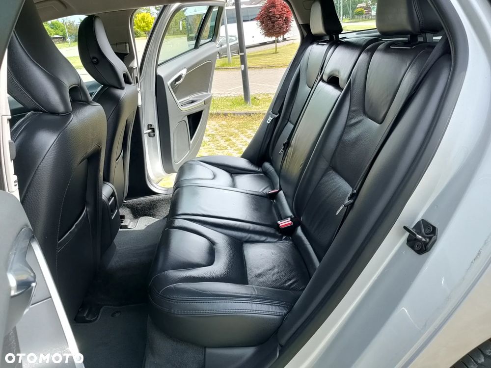 Volvo V60 - 21