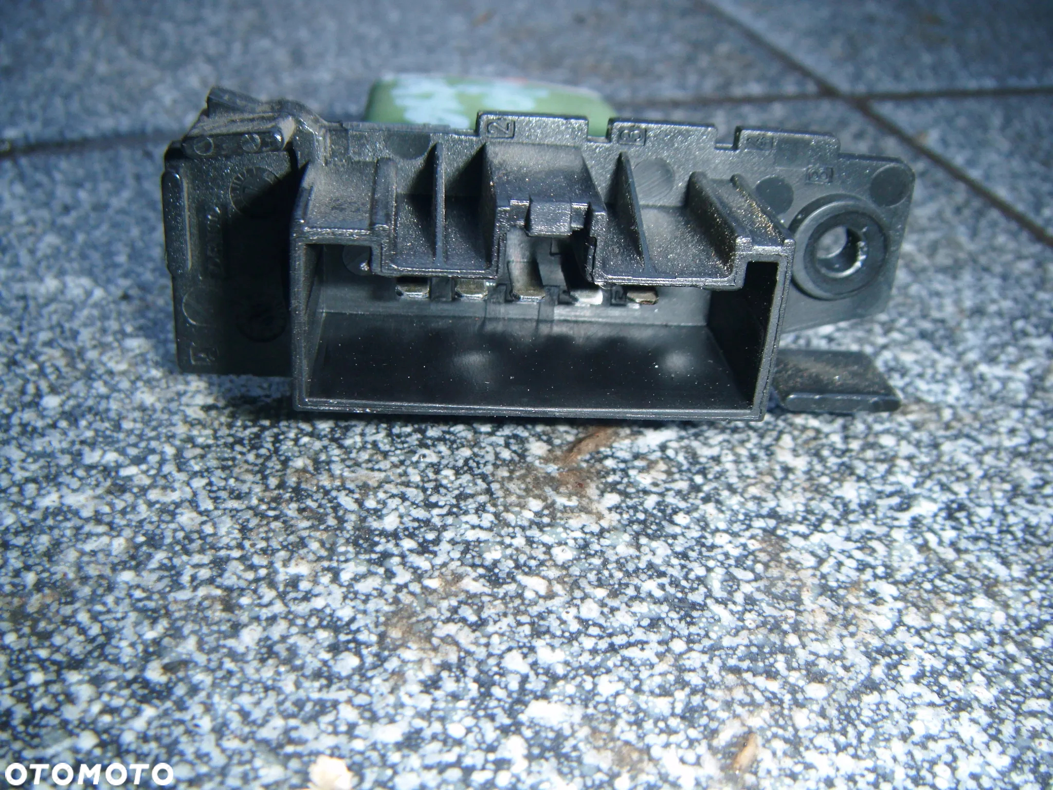 opel corsa d 07r rezystor ogrzewania - 2