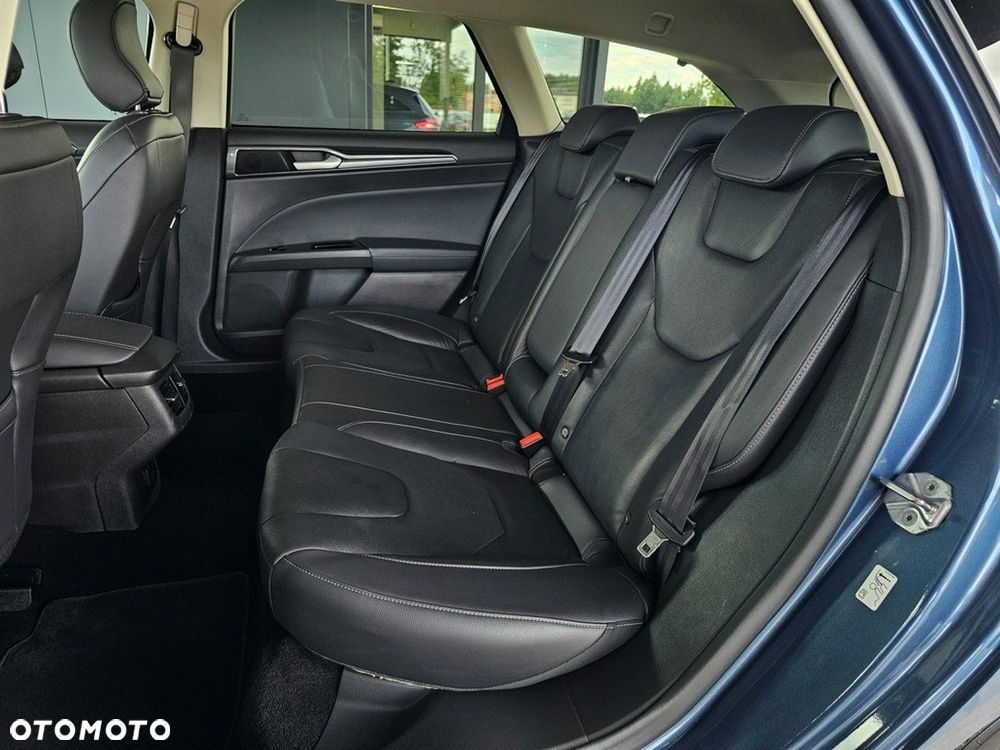 Ford Mondeo - 29