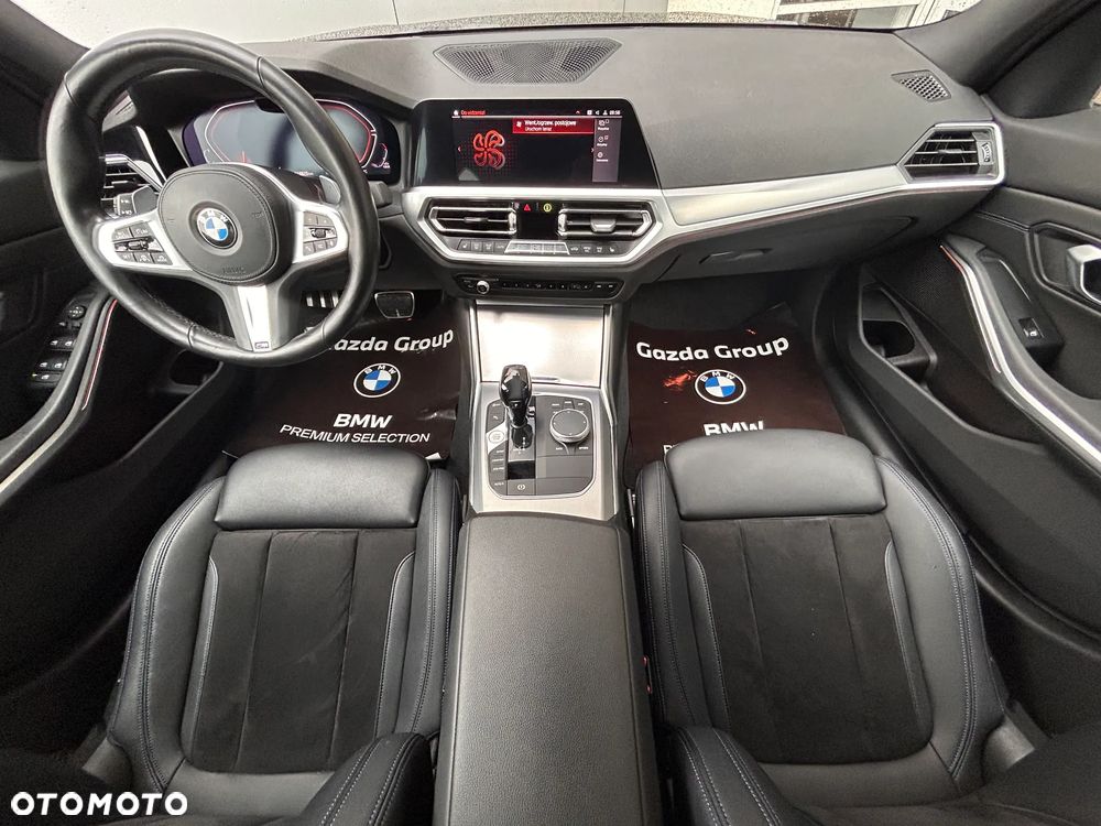 BMW Seria 3 320d xDrive M Sport Shadow sport - 28