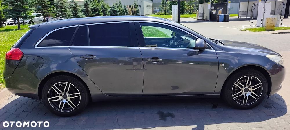 Opel Insignia 2.0 CDTI - 12
