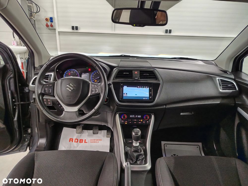 Suzuki SX4 S-Cross 1.4 Boosterjet Comfort - 26