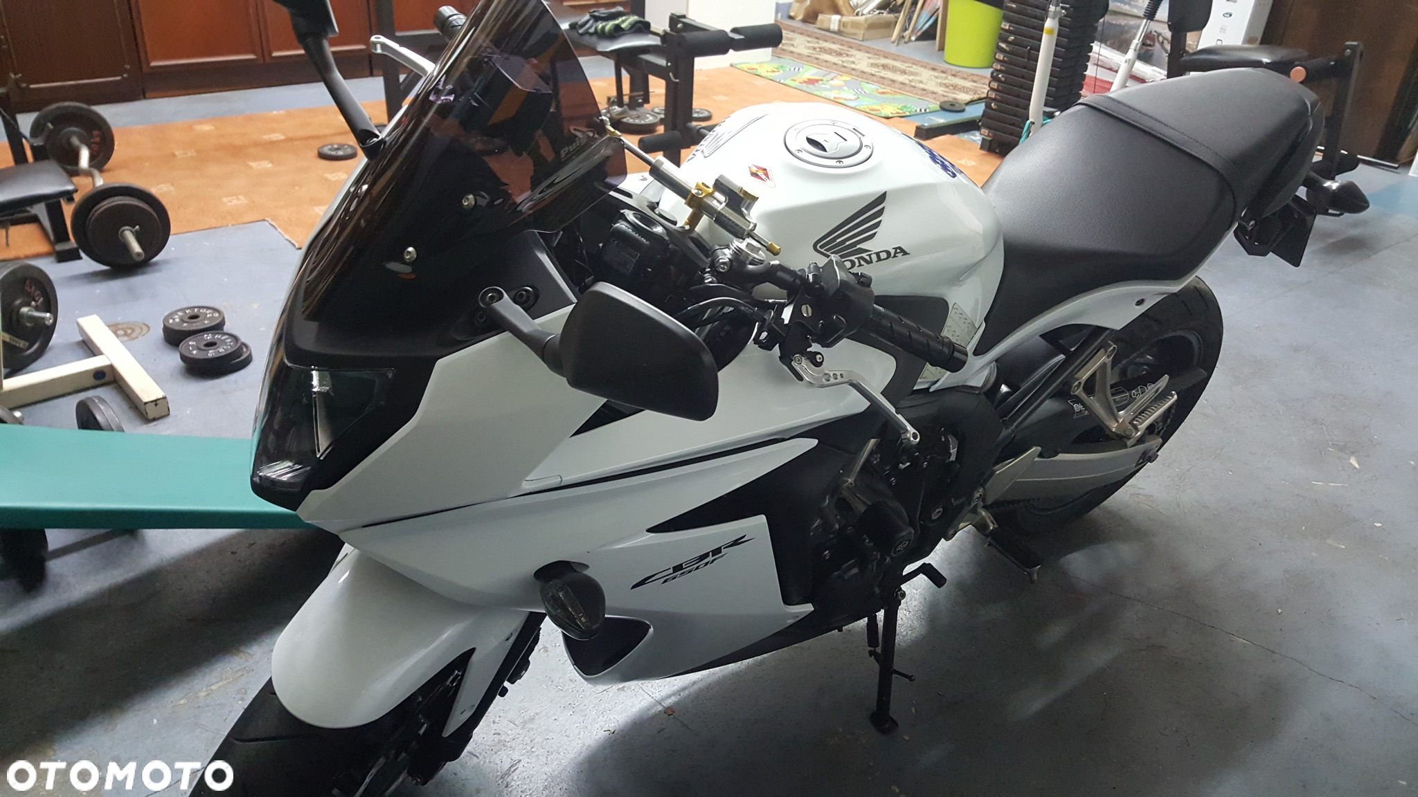 Honda CBR - 3