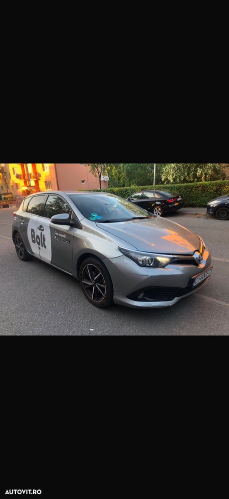 Toyota Auris - 1